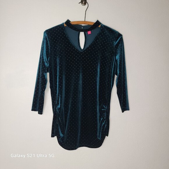 Vince Camuto v-neck top green‎ velvet size Lg choker collar gold polka dot studs - Picture 3 of 10
